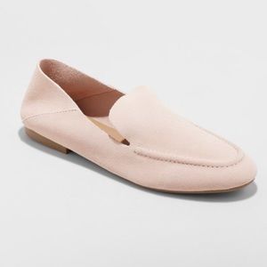 NWT blush pink loafers
